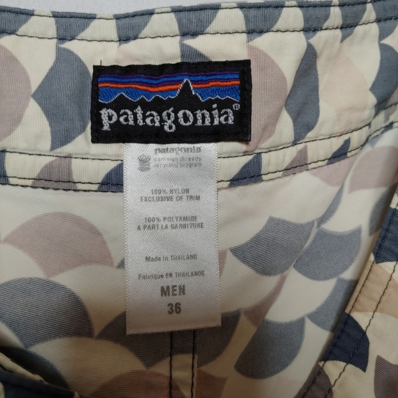 Patagonia Swim Shorts Trunks Board Shorts Cream Blue Gray Multi 10" Mens 36 L XL - Picture 8 of 8